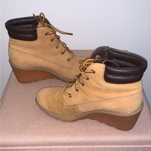 Timberland wedge booties *rare*